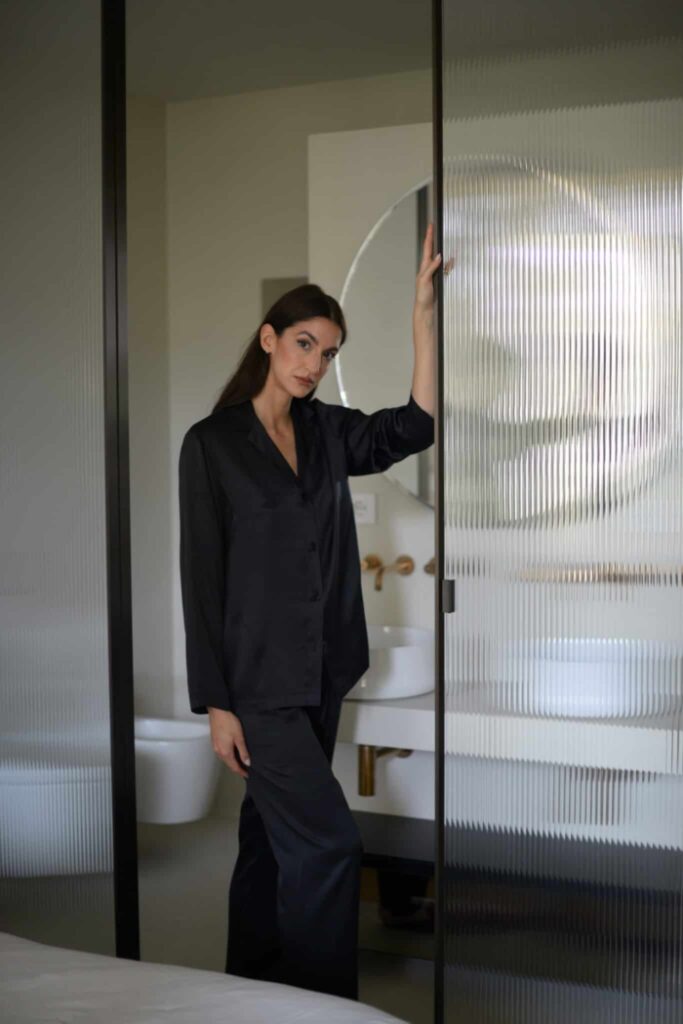 Minimalistisch, zeitlos, elegant: Kaldewei-Produkte im Mailänder Apartment des italienischen Models und der Influencerin Sara Nicole Rossetto