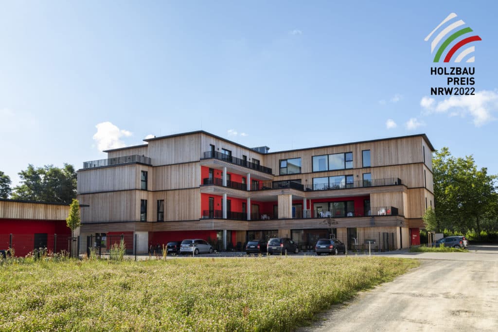 Ein „kunterbuntes Haus“ in Holzbauweise – Mehrgenerationenhaus in Bad Oeynhausen