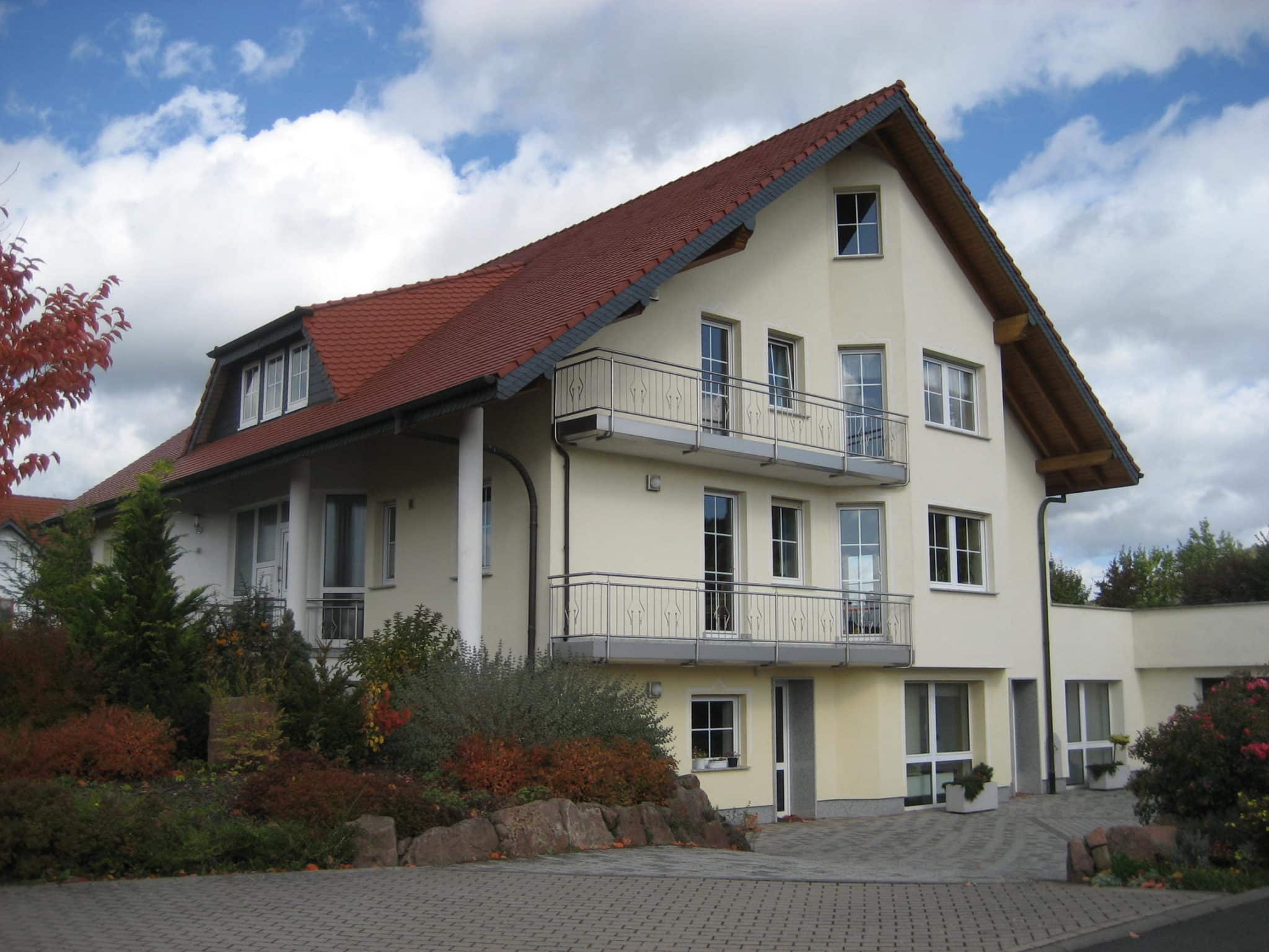 Außenansicht Wohnhaus