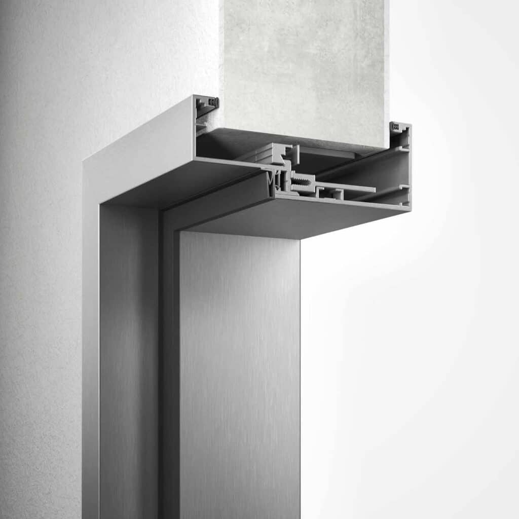 Querschnitt einer Aluminiumzarge mit Profilierung und integrierter Dichtung