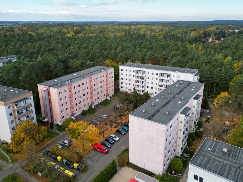 Heizungssanierung: Klimaneutrale Lösung ohne Mehrkosten für die Gebäudenutzer