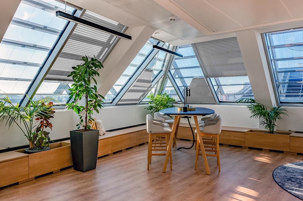 Effektiver Blendschutz für moderne Arbeitswelten