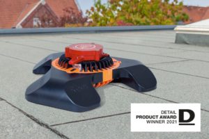 Der ROOFGUARD ist ein Laubsieb, das sich selbstständig von Laub, Hagel und Schmutzablagerungen befreit und mit FLECK connect Status-Meldungen direkt vom Dach sendet.