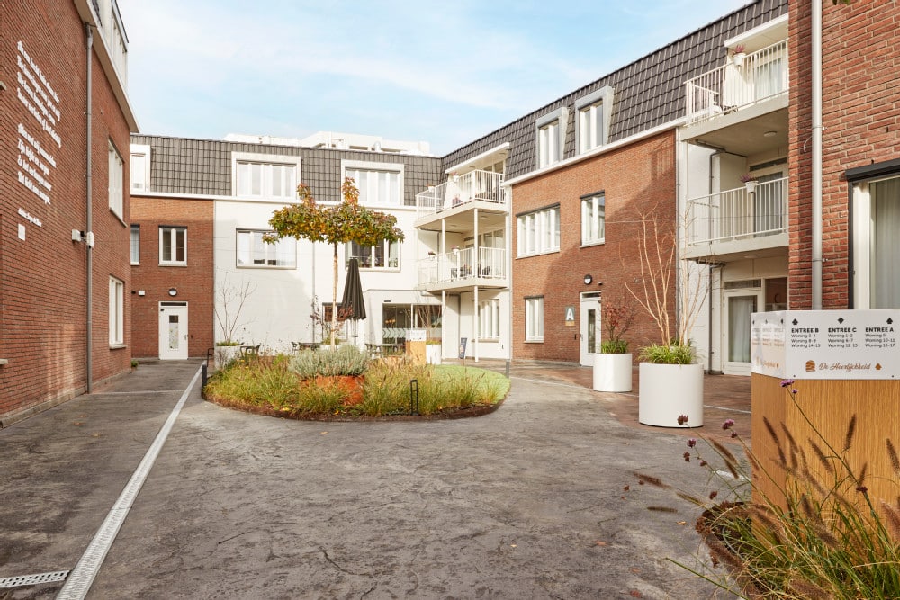 Das Pflegeheim Hoogerwaard legt großen Wert auf Barrierefreiheit und Sicherheit für alle.