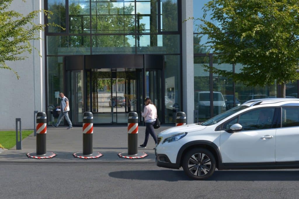 Hörmann Zufahrtskontrollsysteme – Mobile Fahrzeugsperre OktaBlock