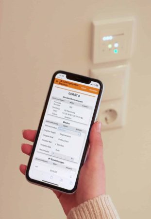 Das Premium-Lüftungssystem kann dank der neuen App-Steuerung durch Administratoren von nahezu allen mobilen Endgeräten bedient werden. © Leipfinger-Bader GmbH