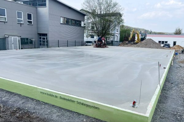 Bodenplattensystem betoniert