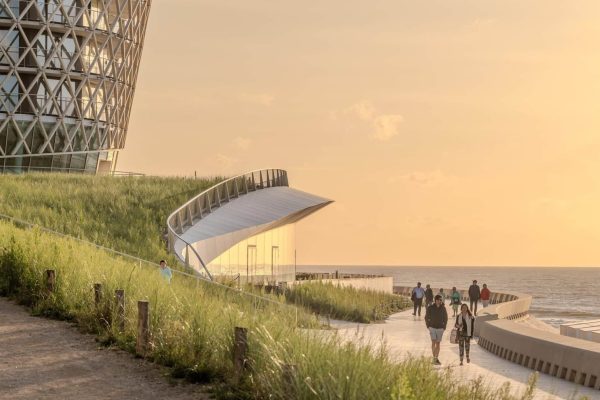 Optigruen Referenz des Casinos in Middelkerke mit einer weitläufigen begrünten Dünenlandschaft direkt am Meer.