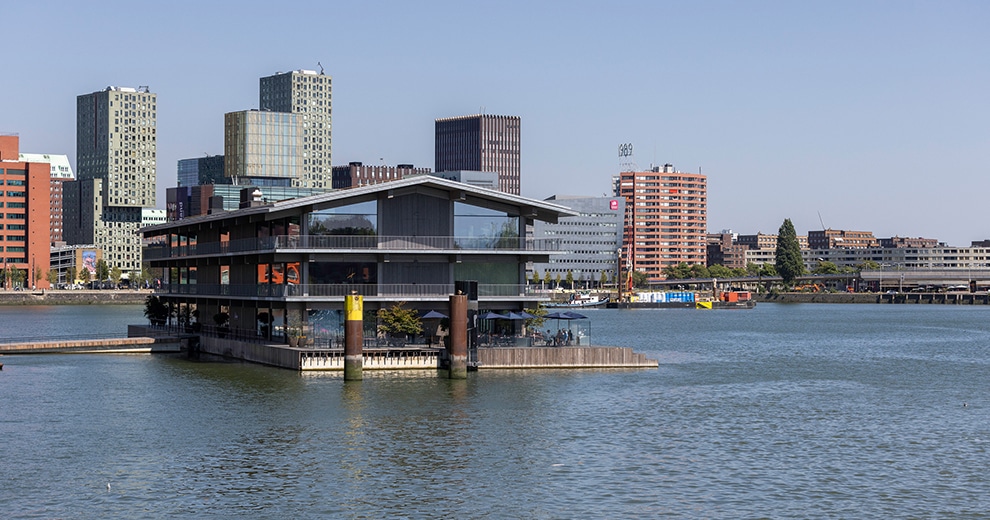 "Floating Office" in Rotterdam; "Floating Office" in Rotterdam